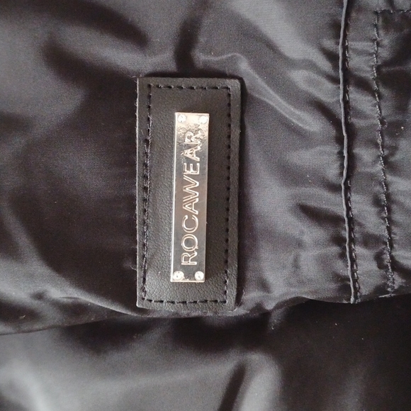 ♠BLACK ROCAWEAR LOGO BOMBER JACKET - Picture 10 of 14